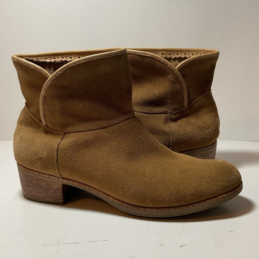 UGG Darling Ankle Bootie Chestnut Suede